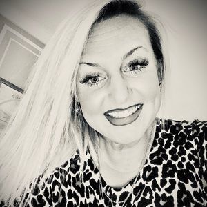 Meet your Posher, Lindsey